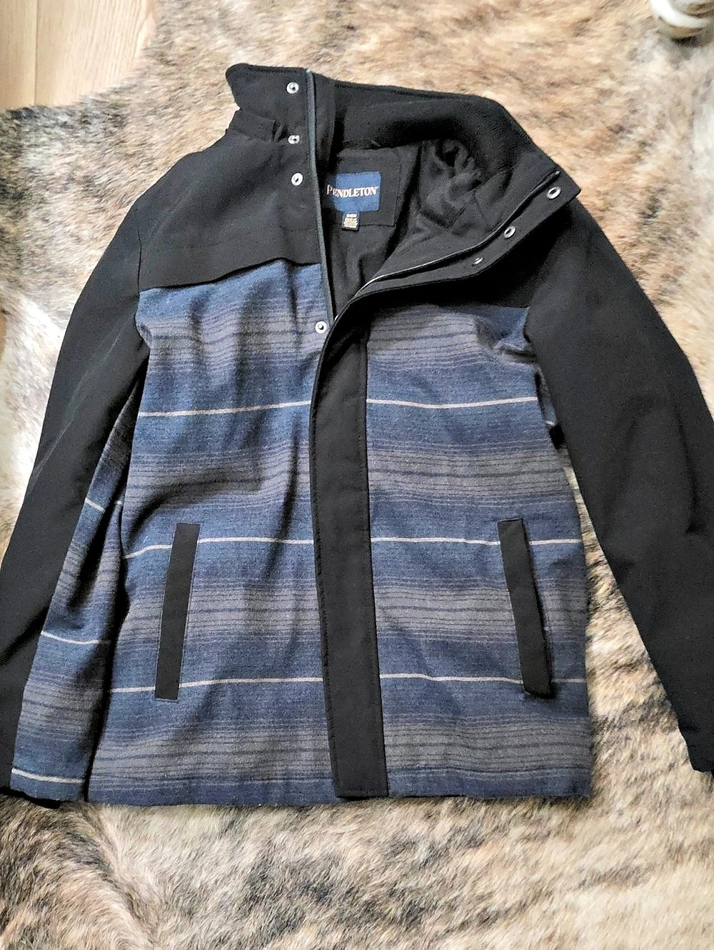 Pendleton Men's Wool Blend Softshell Jacket with Removable Hood Black & Blue